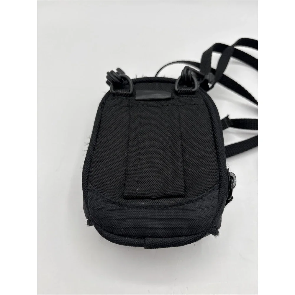 Lowepro Ridge 10 Black Digital Camera Bag‎ Case  Strap Hook/Latch Zipper